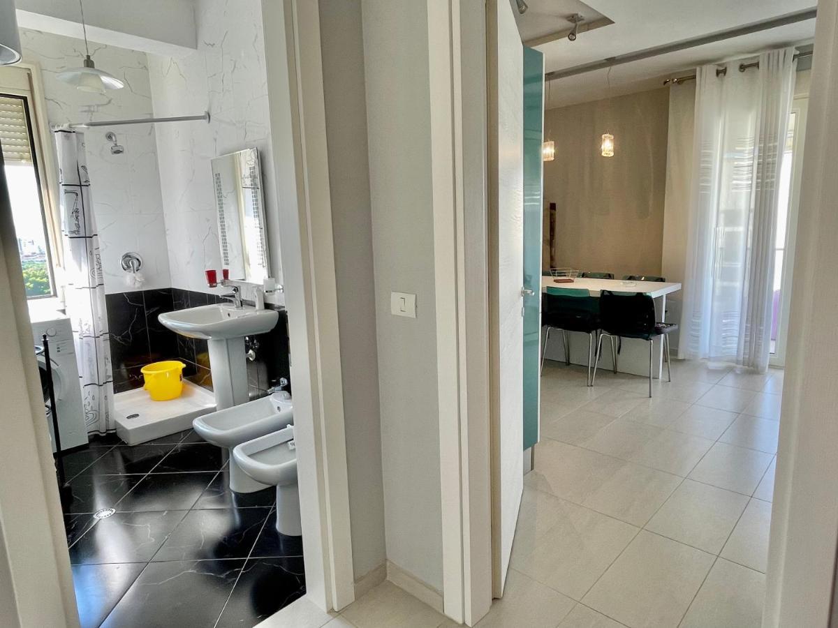 Luxury 1 * Vlore